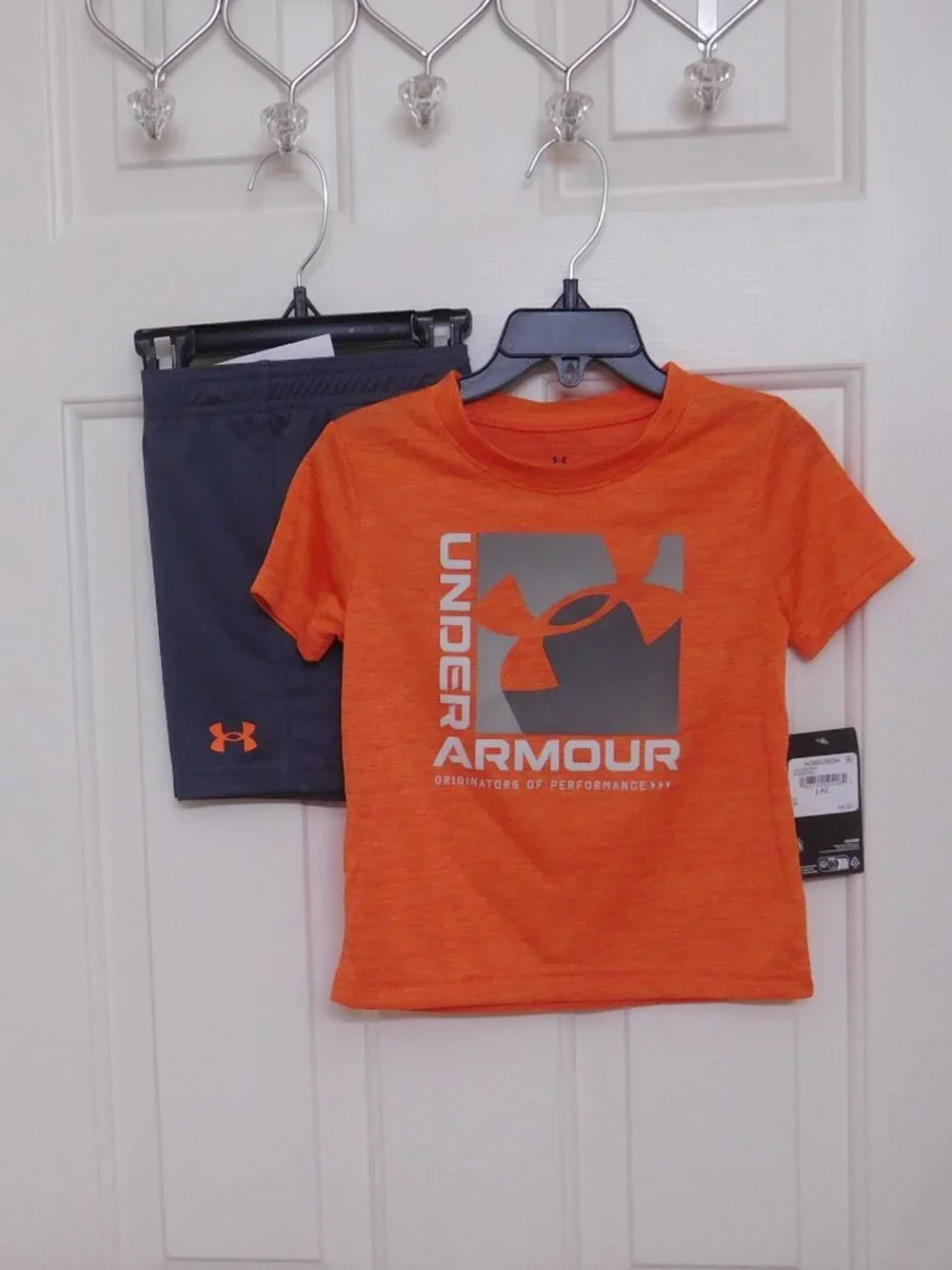 NWT 2pc Under Armour Orange Gray Logo Shirt & Gray Shorts Set sz 4t